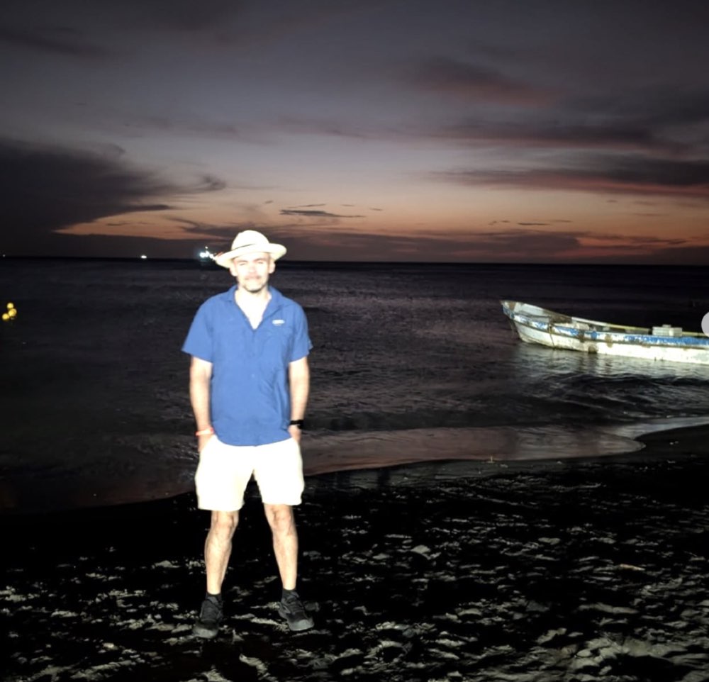 Côte caraïbe au coucher du soleil pour savoir quand voyager en Colombie