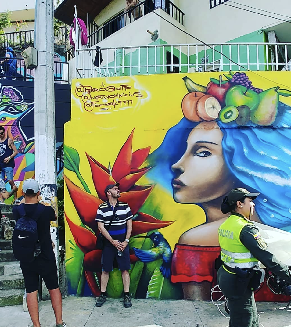 Medellín Colombie, fresque colorée de la Comuna 13